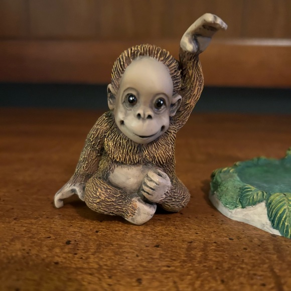 VTG 1996 Hamilton Figurine Sculpture Orangutan Protect Nature's Innocents 1996 - Picture 5 of 7